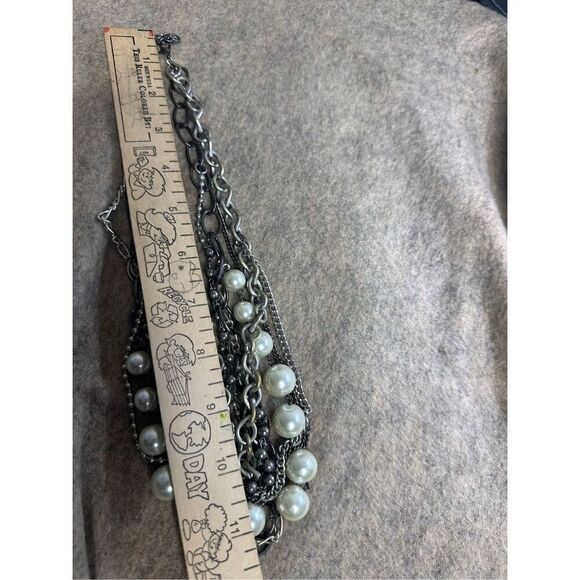Stunning adjustable Vintage Black Silver Metal Faux Pearl Multichain Necklace 18 - Picture 4 of 8